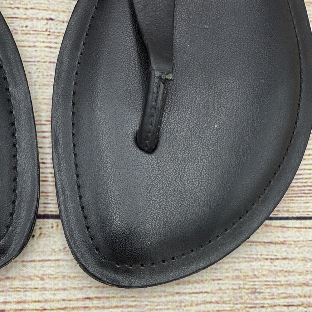 Michael Kors Black and Gold Sandals for Women - Picture 3 of 4